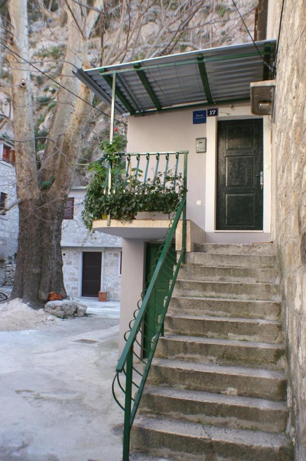 Apartments With A Parking Space Omis - 4327 Exteriér fotografie